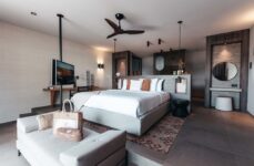 Kontiki beachfront suite