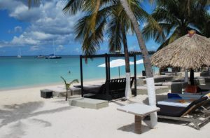 Talk of the Town Hotel en Beach Club Aruba
